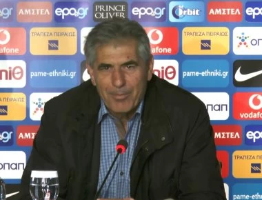 Στο «αέρα» ο Άγγελος Αναστασιάδης μετά τη βαριά ήττα - Συνεδριάζει η ΕΠΟ